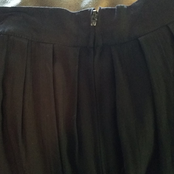 Full pleated black skirt by Joy 100% viscose - Picture 4 of 6